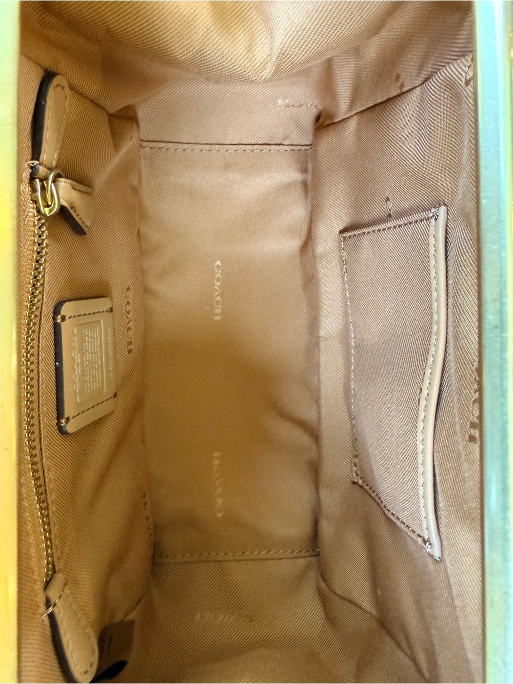 COACH 1941 Kisslock Dreamer 21 Quilted Leather Crossbody Satch Chalk + Dust Bag - Picture 11 of 13